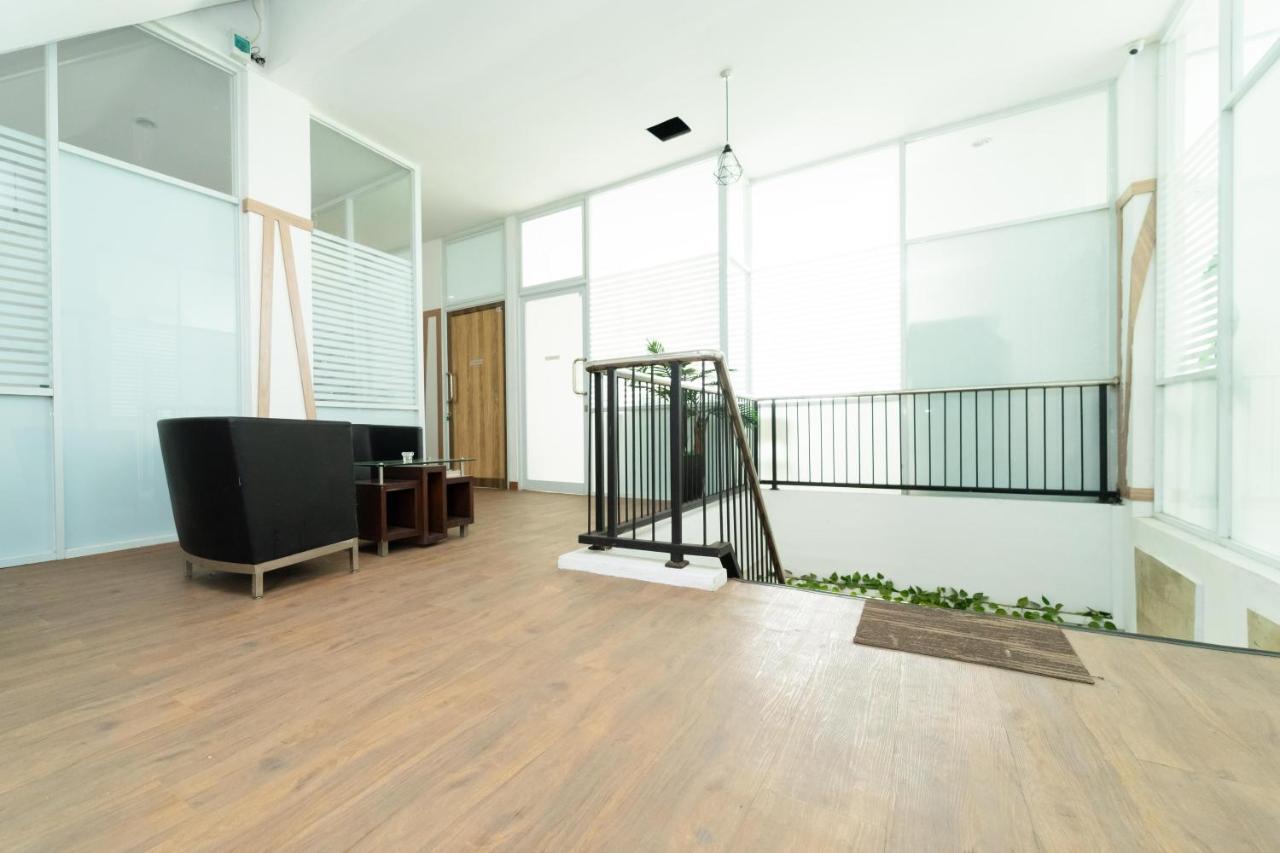 Koolkost Syariah Near Grand Kota Bintang Hotel Bekasi Exterior foto