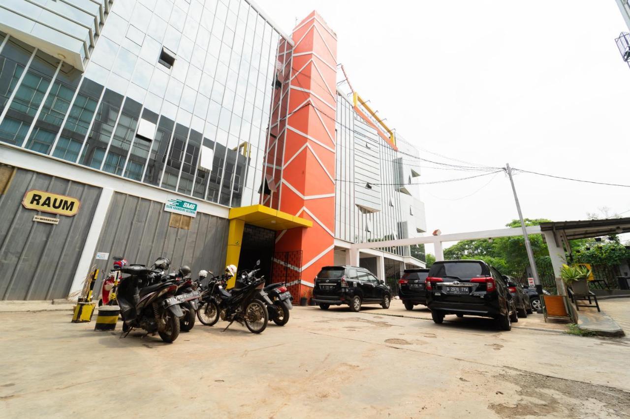 Koolkost Syariah Near Grand Kota Bintang Hotel Bekasi Exterior foto